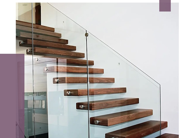 Стеклянные перила для лестницы в Владикавказе от 14947 руб.