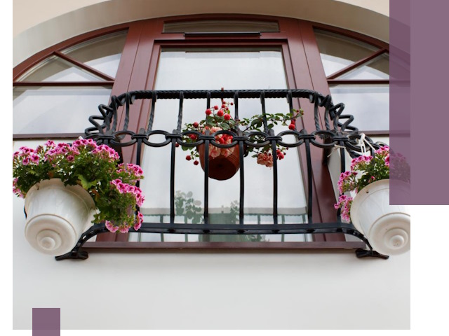 Изготовление и монтаж французских балконов в Владикавказе