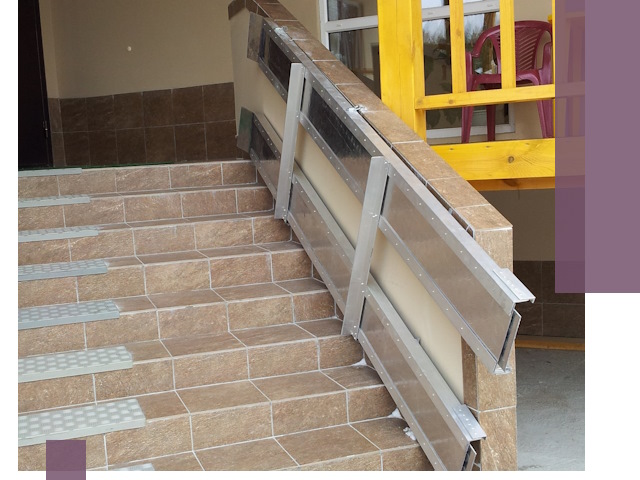 Откидные пандусы под ключ в Владикавказе — монтаж и демонтаж