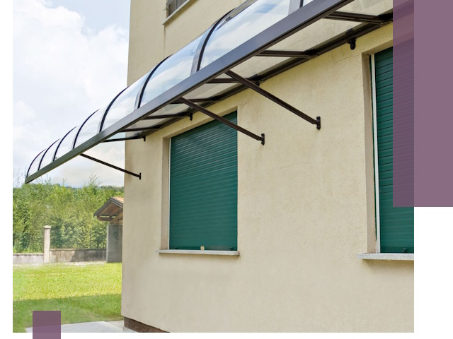 Козырьки над окнами в Владикавказе — изготовление и монтаж по выгоде