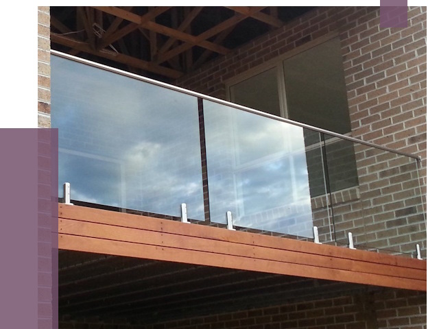 Стеклянные парапеты на крыше и террасе в Владикавказе от 11597 руб. | ПРОЛЁТ-Вкз